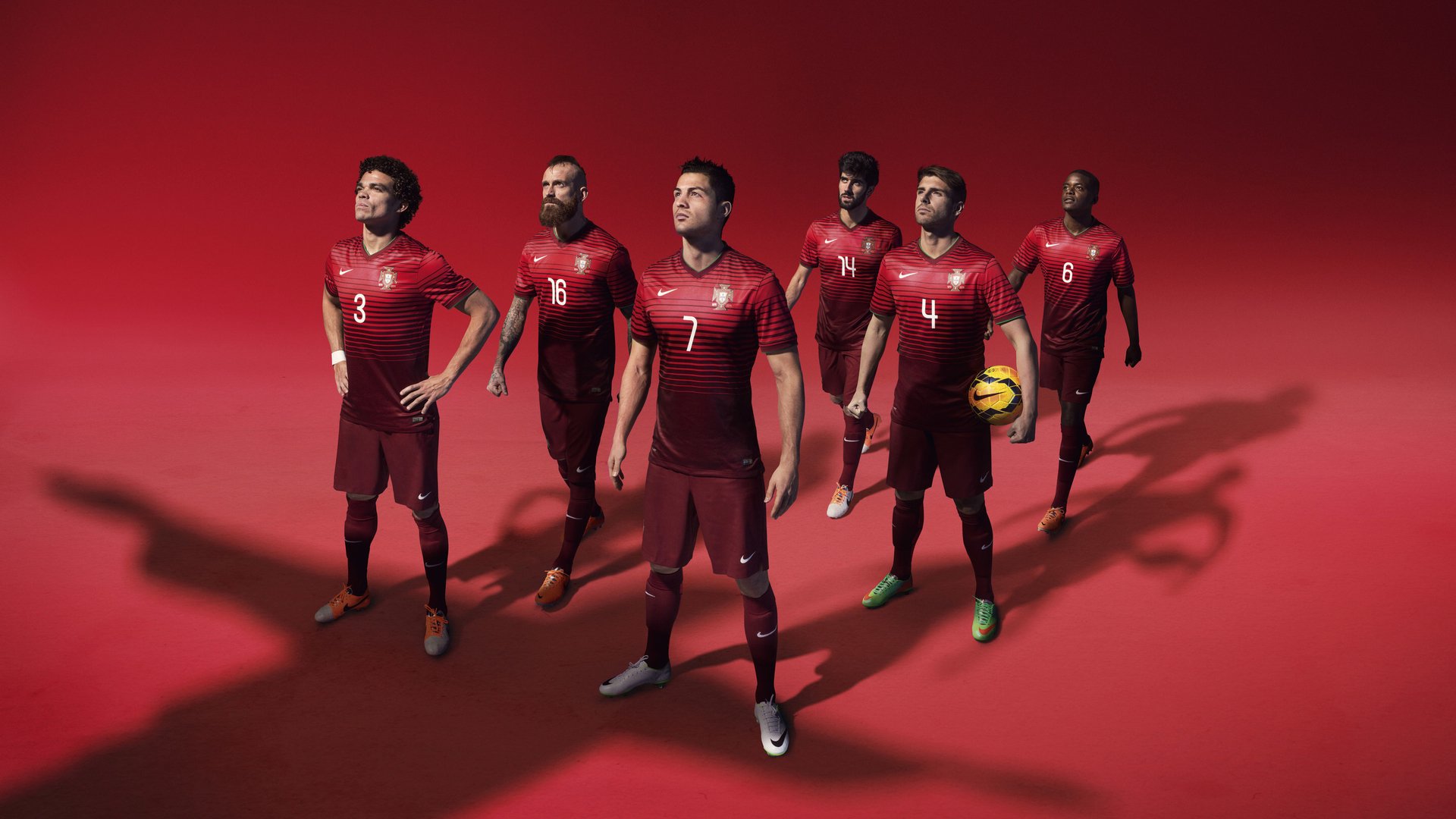 《CS_GO国际邀请赛，历届冠军争雄全场嗨翻》，csgo的国际赛事